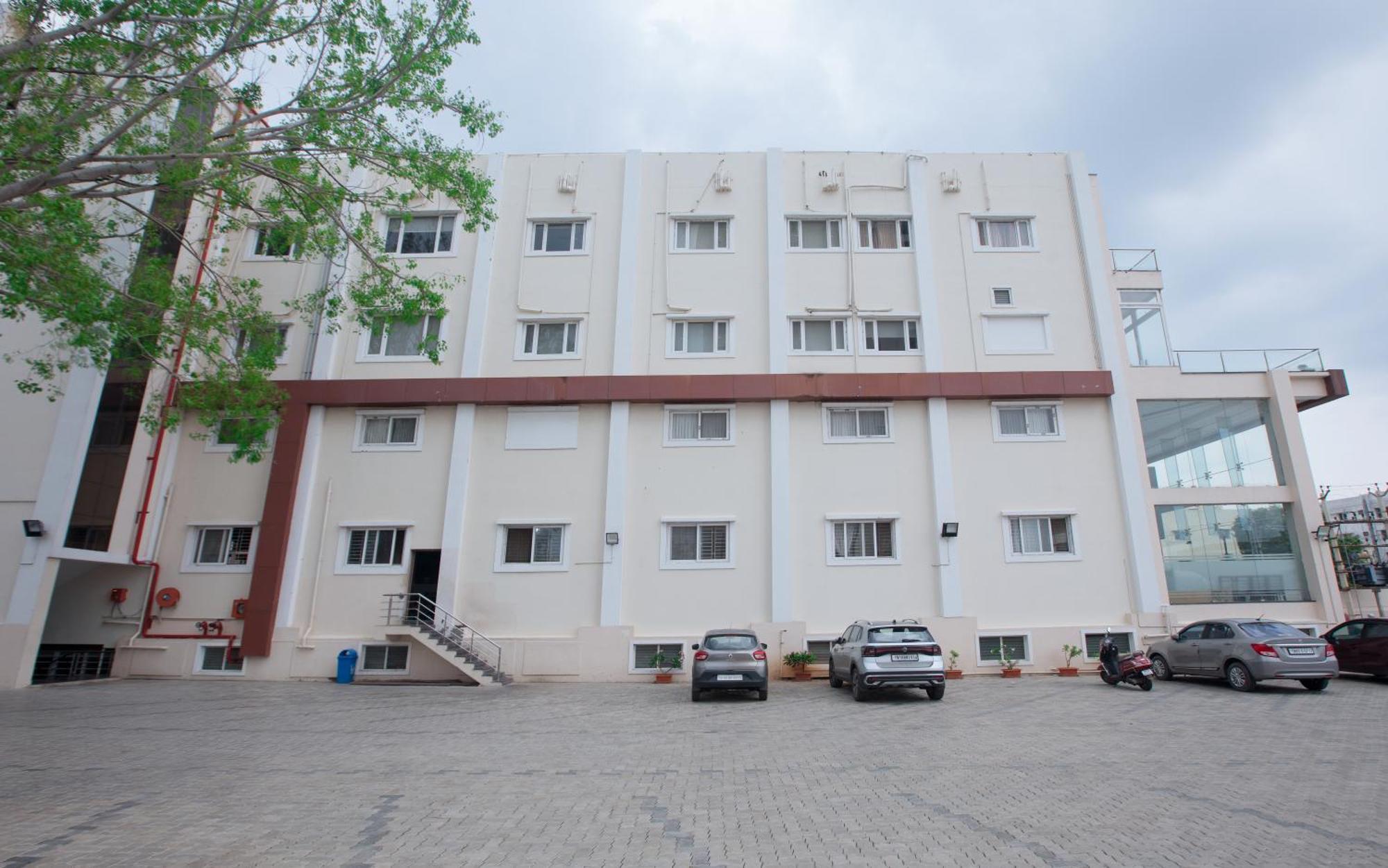 Hotel Manjhi Residency Tiruchirappalli Exterior foto