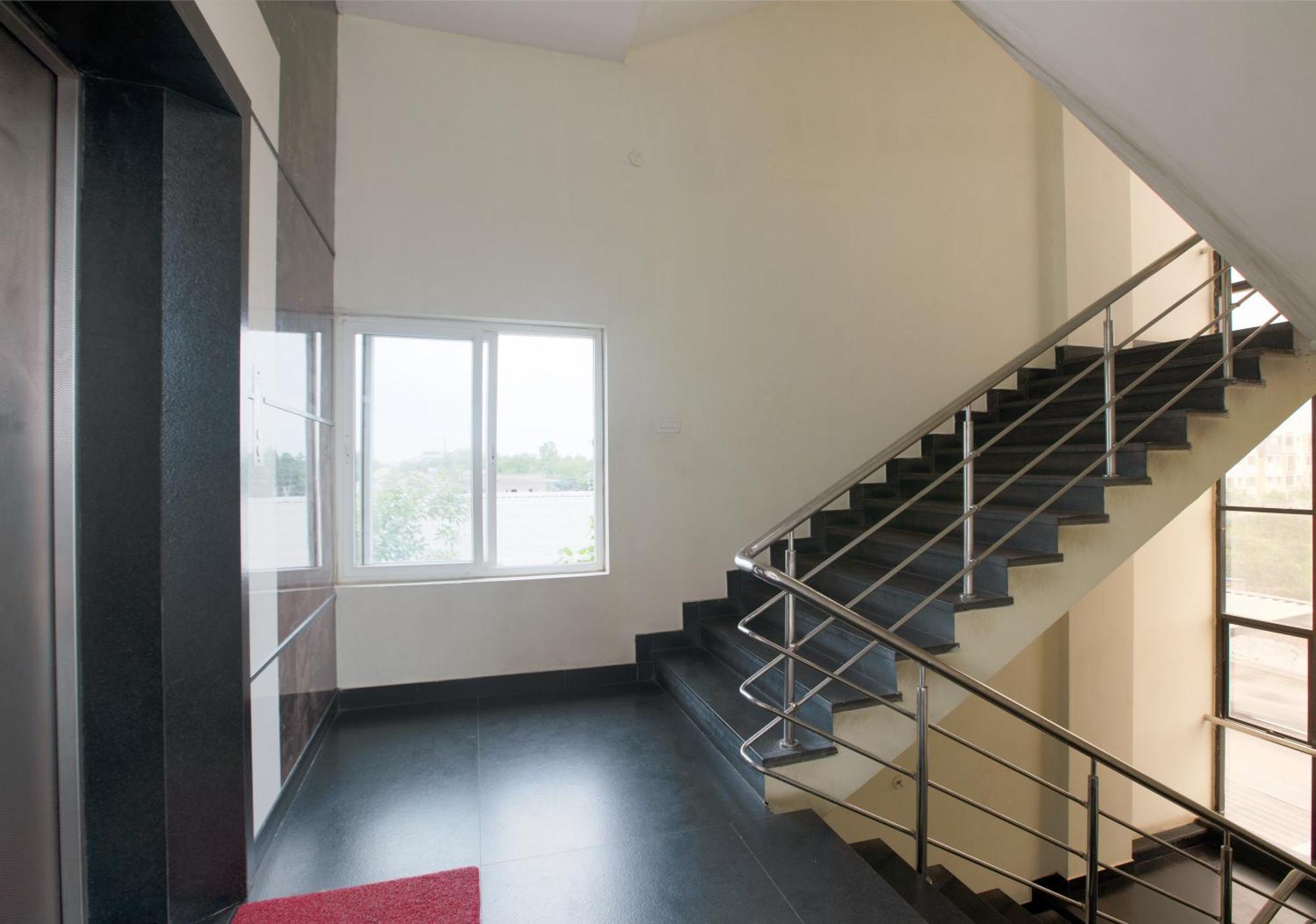 Hotel Manjhi Residency Tiruchirappalli Exterior foto